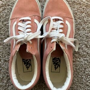 Vans - Pink Suede Sixe 8.5